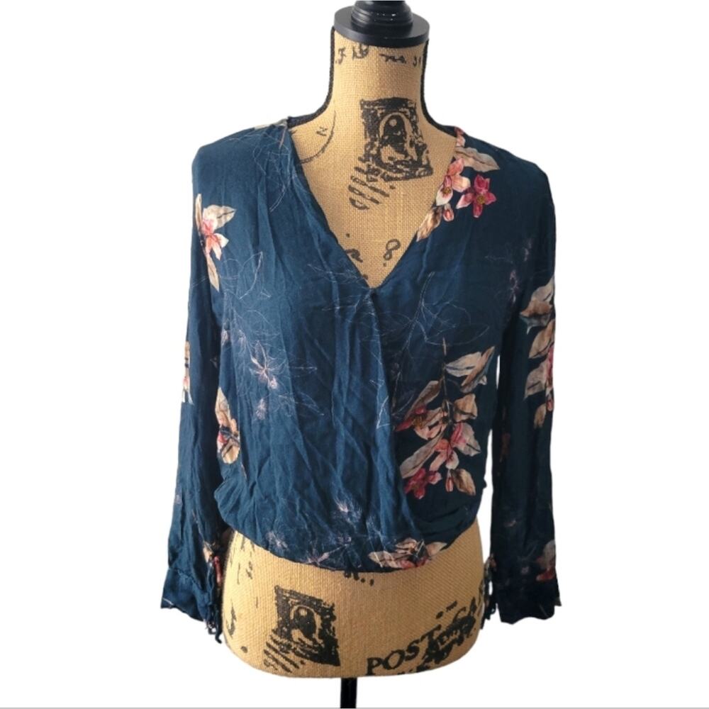 Small Zara blue floral faux wrap long sleeve bodysuit